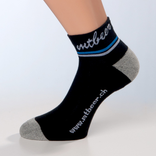 sneaker-sportsocken mit logo grundfarbe schwarz internetadresse eingestrickt
